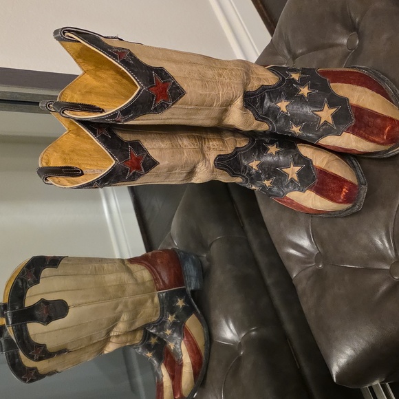 Old Gringo Red, Blue, and Cream Star Ankle Boots - Picture 2 of 16